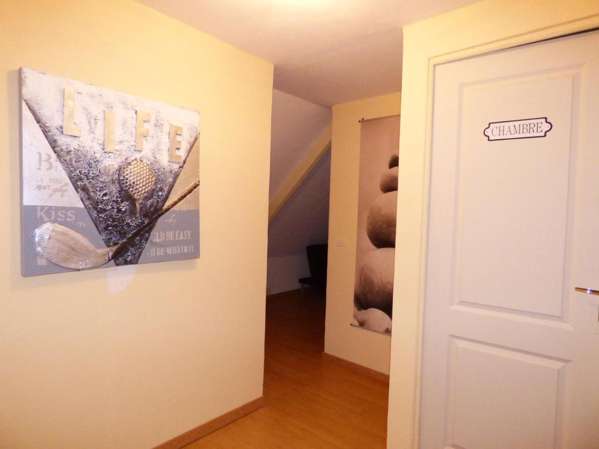Les Petites Brosses Bed and Breakfast Montbizot Εξωτερικό φωτογραφία